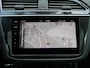 Volkswagen Tiguan 1.4 TSI eHybrid R-Line Business+ | Leder | Panoramadak | Memory | Trekhaak | Head-up display | Discover Pro | Elektrische achterklep | Apple-/Android Carplay | ACC | Dodehoek detectie | Stoelverwarming V+A |