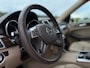 Mercedes-Benz ML-klasse 350 Automaat | Schuif-/Kanteldak | Leder | Clima | Stoelverwarming | Navi | 19" Velgen | Cruise | LED |