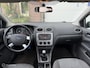 Ford Focus Wagon 1.6-16V Ambiente Recent DB Riem vervangen APK 06-2027