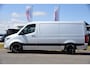 Mercedes-Benz Sprinter 319 V6 3.0 CDI L2H1 PB Edition 360 Camera, Adaptieve Cruise, Carplay, 3500kg Trekhaak, LED, 10,5'' Mbux, Sensoren, Leder, Stoelverwarming, Uniek!