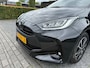Toyota Yaris 1.5 Hybrid Style - NAP - LED - Carplay - Stoelverwarming - Dealer onderhouden