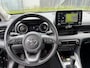 Toyota Yaris 1.5 Hybrid Style - NAP - LED - Carplay - Stoelverwarming - Dealer onderhouden