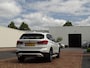 BMW X1 sDrive18i | Handbak | Uniek | PearlWeiss | Leer | Nav | All-black! | Privacy glass