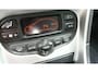 Peugeot 307 CC 2.0-16V,Airco,Elec.pakket,Lmv's,grootbeeld Navi/achteruit rij camera!