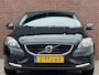 Volvo V40 1.6 T4 MOMENTUM | NL-AUTO! | DEALER OH! | NAVI!