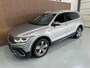Volkswagen Tiguan Allspace 2.0 TSI Life Business 7pers Automaat / Navigatie full map / Alcantara / Adaptive cruise / etc..