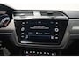 Volkswagen Touran 1.5 TSI Highline Business [ Adapt.cruise Camera Navi Trekhaak ]