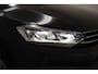 Volkswagen Touran 1.5 TSI Highline Business [ Adapt.cruise Camera Navi Trekhaak ]