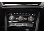 Volkswagen Touran 1.5 TSI Highline Business [ Adapt.cruise Camera Navi Trekhaak ]