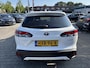 Toyota Corolla Cross HYBRID 140 STYLE STOEL/STUURVERW BLIND-SPOT NAVI APPLE/ANDROID EL-ACHTERKLEP 18" LM-VELGEN