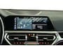 BMW 3-Serie 330e M-Sport Panorama / Opendak / Pilot assist / Harmankardon / HUD