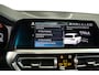 BMW 3-Serie 330e M-Sport Panorama / Opendak / Pilot assist / Harmankardon / HUD