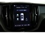 Volvo XC60 2.0 T6 Plug-in hybrid AWD Ultimate Black Edition / Opendak / Harmankardon / Memory / Trekhaak