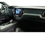 Volvo XC60 2.0 T6 Plug-in hybrid AWD Ultimate Black Edition / Opendak / Harmankardon / Memory / Trekhaak