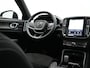 Volvo XC40 Recharge Ultimate 69 kWh 232pk Dealer O.H | Trekhaak Af Fabriek | Panodak | 360 Camera | Adaptive Cruise | Harman / Kardon | Alcantara Sportstoelen Memory & Verwarmd | BLIS | Keyless | Apple Carplay | Pilot Assist | Stuurverwarming | Google Assistant & Maps | Navigatie | DAB | 19"L.M |