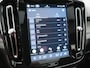 Volvo XC40 Recharge Ultimate 69 kWh 232pk Dealer O.H | Trekhaak Af Fabriek | Panodak | 360 Camera | Adaptive Cruise | Harman / Kardon | Alcantara Sportstoelen Memory & Verwarmd | BLIS | Keyless | Apple Carplay | Pilot Assist | Stuurverwarming | Google Assistant & Maps | Navigatie | DAB | 19"L.M |