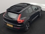 Volvo XC40 Recharge Ultimate 69 kWh 232pk Dealer O.H | Trekhaak Af Fabriek | Panodak | 360 Camera | Adaptive Cruise | Harman / Kardon | Alcantara Sportstoelen Memory & Verwarmd | BLIS | Keyless | Apple Carplay | Pilot Assist | Stuurverwarming | Google Assistant & Maps | Navigatie | DAB | 19"L.M |