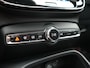 Volvo XC40 Recharge Ultimate 69 kWh 232pk Dealer O.H | Trekhaak Af Fabriek | Panodak | 360 Camera | Adaptive Cruise | Harman / Kardon | Alcantara Sportstoelen Memory & Verwarmd | BLIS | Keyless | Apple Carplay | Pilot Assist | Stuurverwarming | Google Assistant & Maps | Navigatie | DAB | 19"L.M |