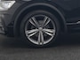 Volkswagen Tiguan 1.4 TSI 4Motion R Line 150pk | Trekhaak Af Fabriek | 360 Camera | Head Up | Adaptive Cruise | Lederen Sporstoelen Memory & Verwarmd | BLIS | Virtual | Navigatie | DAB | 19"L.M |