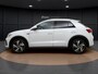 Volkswagen T-Roc 1.5 TSI R-Line | Camera | Side Assist | ACC | Elek. Achterklep | Stoelverwarming | Keyless | Spiegelpakket | 18'' |