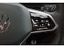 Volkswagen T-Roc 1.5 TSI 150pk DSG R-Line Business+ Black Style Trekhaak Camera Beats Stoelverwarming LED Navigatie
