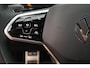 Volkswagen T-Roc 1.5 TSI 150pk DSG R-Line Business+ Black Style Trekhaak Camera Beats Stoelverwarming LED Navigatie