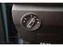 Volkswagen T-Roc 1.5 TSI 150pk DSG R-Line Business+ Black Style Trekhaak Camera Beats Stoelverwarming LED Navigatie