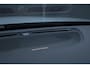 Volvo V60 T6 Plug-in hybrid AWD Plus Dark | Trekhaak | Verwarmbare voorstoelen+stuurwiel+achterbank | Rondom zichtcamera | Premium audio by Harman Kardon | Verwarmbare voorruit | 19 inch Lichtmetalen velgen