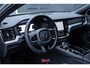 Volvo V60 T6 Plug-in hybrid AWD Plus Dark | Trekhaak | Verwarmbare voorstoelen+stuurwiel+achterbank | Rondom zichtcamera | Premium audio by Harman Kardon | Verwarmbare voorruit | 19 inch Lichtmetalen velgen