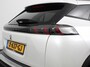 Peugeot 2008 1.2 PureTech 130pk Automaat Allure Navigatie Climate Control Led Lichtmetalen Velgen Parkeer sensoren Cruise Control