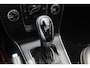 Volvo V40 2.0 D2 Inscription R-Design / Camera / Leder&Alcantara / Keyless / 17'' / Dodehoek / Getint glas / Stoelverwarming / Cruise Control