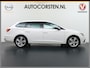 SEAT Leon ST 1.5T 131pk FR Trekhaak Navi via Apple Carplay Android Stoelverwarming Lmv 17" Dual-ECC Privacy Glass DAB Cruise Control Winterpack Sportstoelen Licht+Regensensor Isofix Keurige auto! 1.400KG Trekgewicht Origineel Nederlandse Auto Super nette auto!