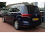 Volkswagen Touran 1.4 TSI *Highline* | Adaptive Cruise & Climate Control | Massage Stoelen | Stoelverwarming | PDC | Privacy | Bluetooth |