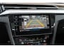 Volkswagen Arteon Shooting Brake 1.4 TSI eHybrid Elegance Business+ | Plug-in Hybrid (PHEV) | Trekhaak | Panoramadak | Nappaleder | Stoelmassage | Stoelverwarming voor en achter | Achteruitrijcamera | Parkeerassistent | Dodehoekdetectie | Navigatie Discover Pro