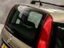 Fiat Panda 1.2 Sport (PANORAMADAK, AIRCO, RADIO, SPORTSTOELEN, PARKEERSENSOREN, NIEUWE APK, NIEUWSTAAT)