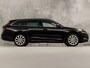 Skoda Octavia Combi 1.4 TSI iV PHEV Business Edition Plus 218Pk Automaat (VIRTUAL COCKPIT, APPLE CARPLAY, GROOT NAVI, CAMERA, STOELVERWARMING, SPORTSTOELEN, GETINT GLAS, CRUISE, NIEUWE APK, NIEUWSTAAT)