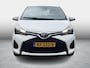 Toyota Yaris 1.0 VVT-i Aspiration / Volledige Historie / Bluetooth / Camera / Airco / NL Dealer geleverde auto /