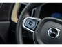 Volvo XC60 2.0 T6 Plug-in hybrid AWD Ultra Dark | Panoramadak | Luchtvering |  Camera | Harman Kardon Audio  | Elektrische stoelen met geheugen | Stoel en stuurwielverwarming | Trekhaak | Elektrische Achterklep | Parkeersensoren