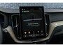 Volvo XC60 2.0 T6 Plug-in hybrid AWD Ultra Dark | Panoramadak | Luchtvering |  Camera | Harman Kardon Audio  | Elektrische stoelen met geheugen | Stoel en stuurwielverwarming | Trekhaak | Elektrische Achterklep | Parkeersensoren