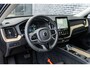 Volvo XC60 2.0 T6 Plug-in hybrid AWD Ultra Dark | Panoramadak | Luchtvering |  Camera | Harman Kardon Audio  | Elektrische stoelen met geheugen | Stoel en stuurwielverwarming | Trekhaak | Elektrische Achterklep | Parkeersensoren