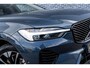Volvo XC60 2.0 T6 Plug-in hybrid AWD Ultra Dark | Panoramadak | Luchtvering |  Camera | Harman Kardon Audio  | Elektrische stoelen met geheugen | Stoel en stuurwielverwarming | Trekhaak | Elektrische Achterklep | Parkeersensoren