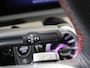 Mercedes-Benz A-klasse 180 AMG Line Panoramadak / Keyless Entry / Parkeercamera / Stoelverwarming /