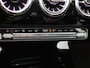 Mercedes-Benz A-klasse 180 AMG Line Panoramadak / Keyless Entry / Parkeercamera / Stoelverwarming /