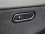 Mercedes-Benz A-klasse 180 AMG Line Panoramadak / Keyless Entry / Parkeercamera / Stoelverwarming /
