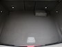 Mercedes-Benz A-klasse 180 AMG Line Panoramadak / Keyless Entry / Parkeercamera / Stoelverwarming /