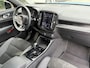 Volvo XC40 Recharge Plus 70 kWh | Adaptieve Cruise Control | Dodehoek Detectie | Stoel en Stuurverwarming | 20” | Nubuck Bekleding |