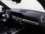Mercedes-Benz GLB 180 Business Solution AMG Panoramadak / Memory Seats / Parkeercamera / Nightpakket / Sfeerverlichting /