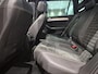 Volkswagen Passat Variant 1.5 TSI Elegance Business R | Panoramadak | Trekhaak | Navi Pack | Adaptieve cruise control | Camera | PDC | R-line