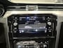 Volkswagen Passat Variant 1.5 TSI Elegance Business R | Panoramadak | Trekhaak | Navi Pack | Adaptieve cruise control | Camera | PDC | R-line
