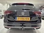 Volkswagen Passat Variant 1.5 TSI Elegance Business R | Panoramadak | Trekhaak | Navi Pack | Adaptieve cruise control | Camera | PDC | R-line